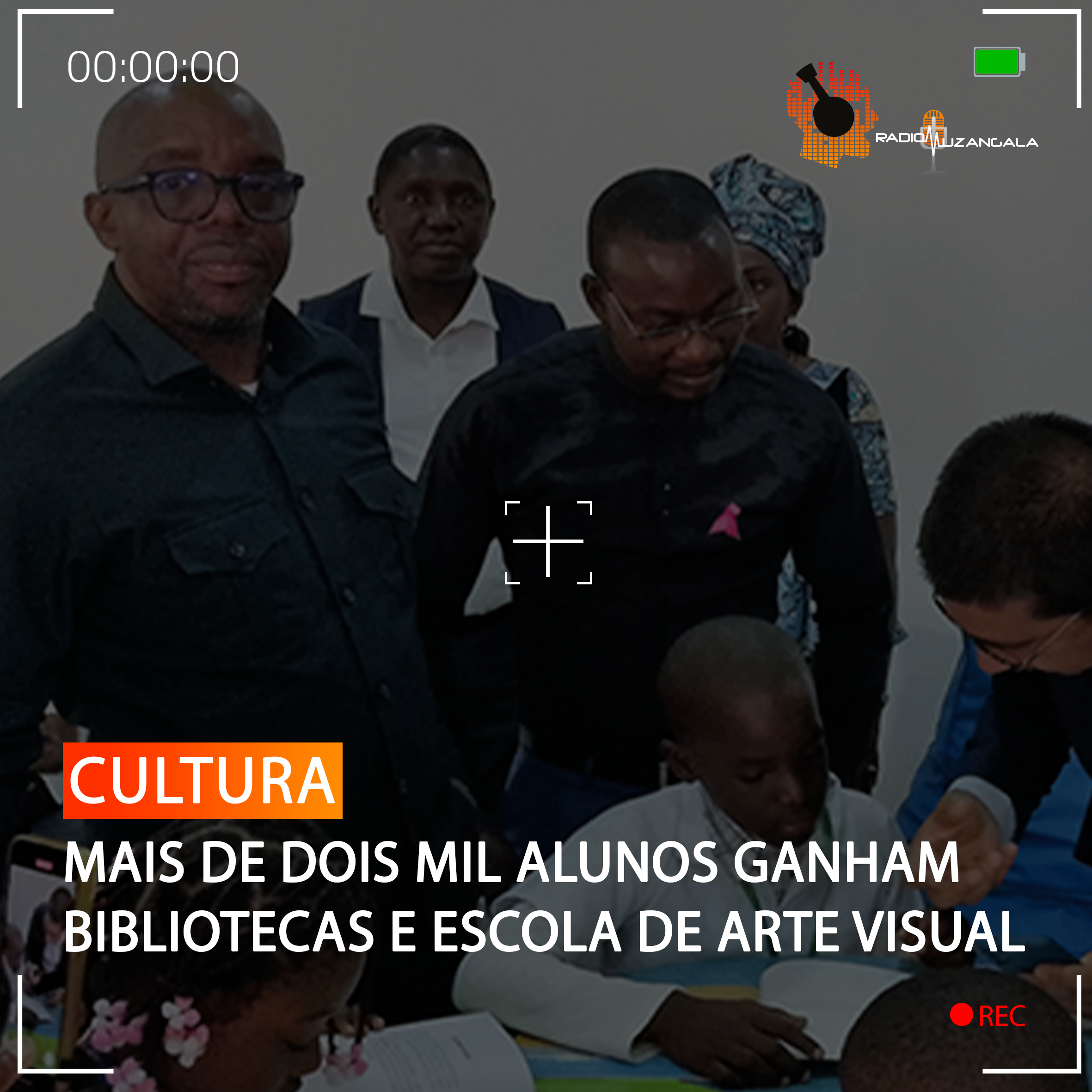  MAIS DE DOIS MIL ALUNOS GANHAM BIBLIOTECAS E ESCOLA DE ARTE VISUAL